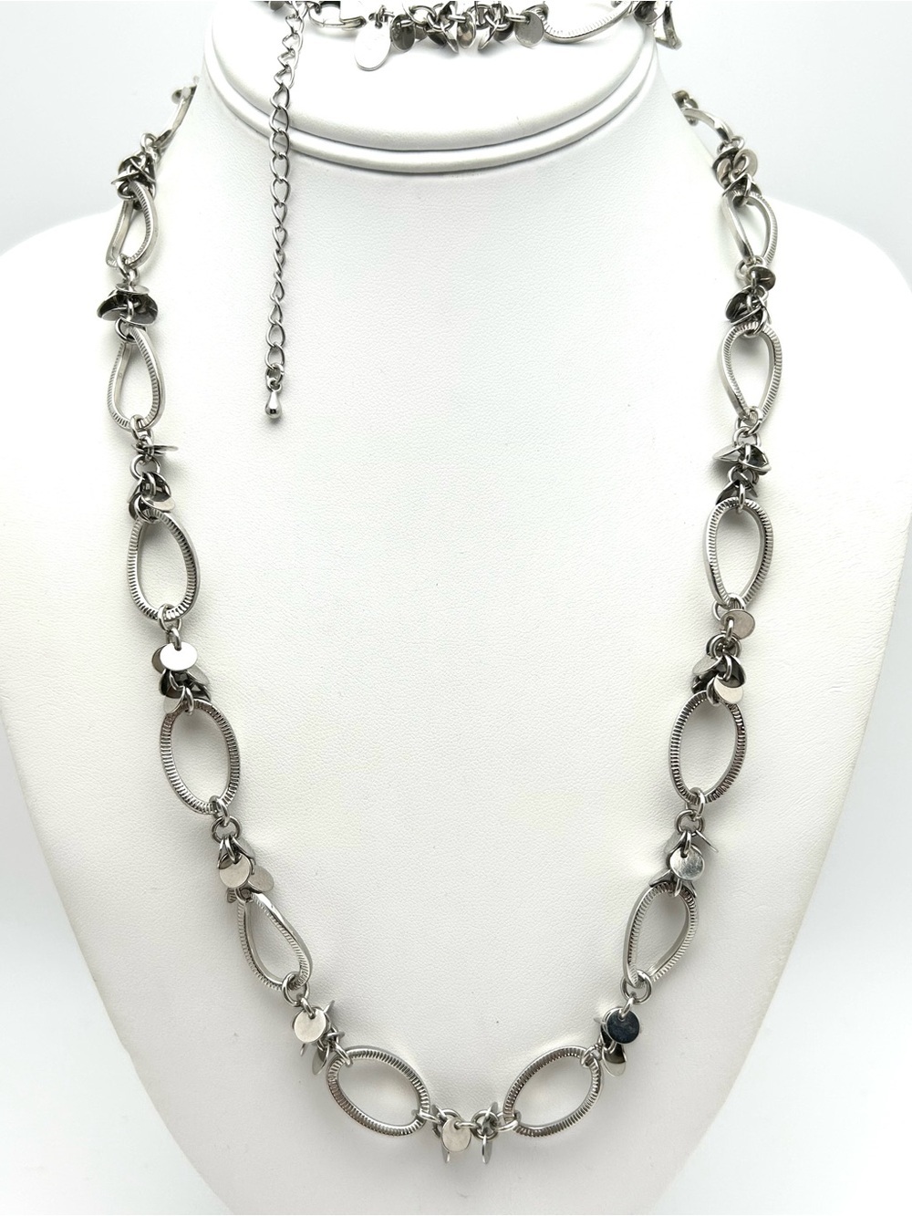 Lia Sophia Silver Discs and Link Necklace